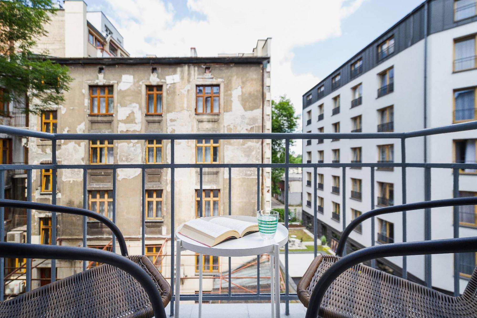 With Balcony - Rzeszowska 4 Street Apartamento