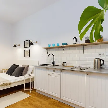 Apartment With Balcony - Rzeszowska 4 Street Krakow Exterior photo