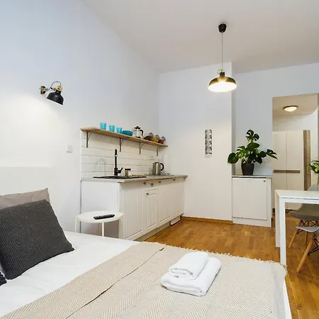 Apartment With Balcony - Rzeszowska 4 Street Krakow Exterior photo