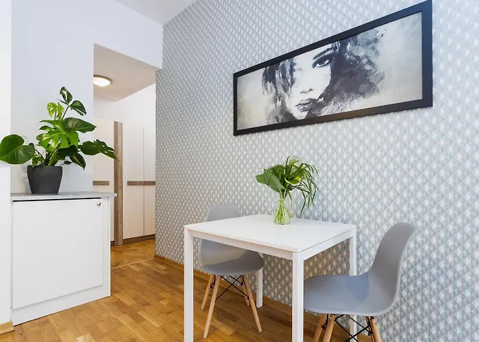 Apartment With Balcony - Rzeszowska 4 Street